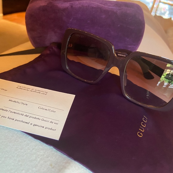 GUCCI Sunglasses main image 4
